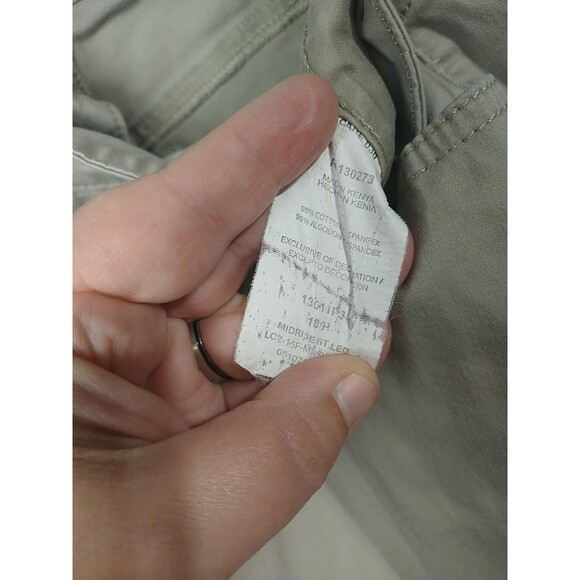 Lee Riders Woman 18P Brown Khaki Mid Rise 5 Pocket Pants Straight Leg - Picture 9 of 12